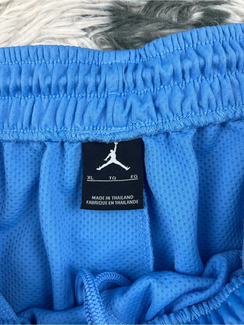 Jordan Men’s UNC Blue Y2K Basketball Athlete Shorts Size XL